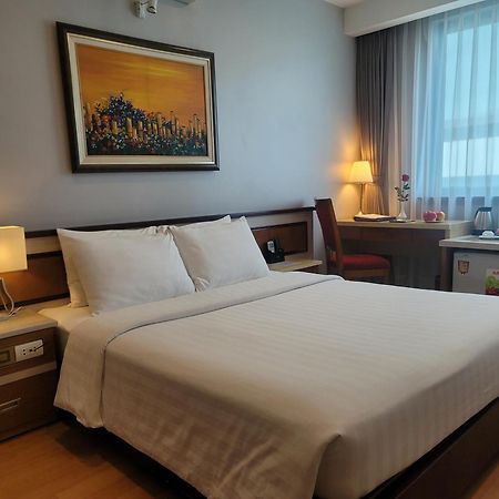 Luxeden Hotel Hanoi Esterno foto