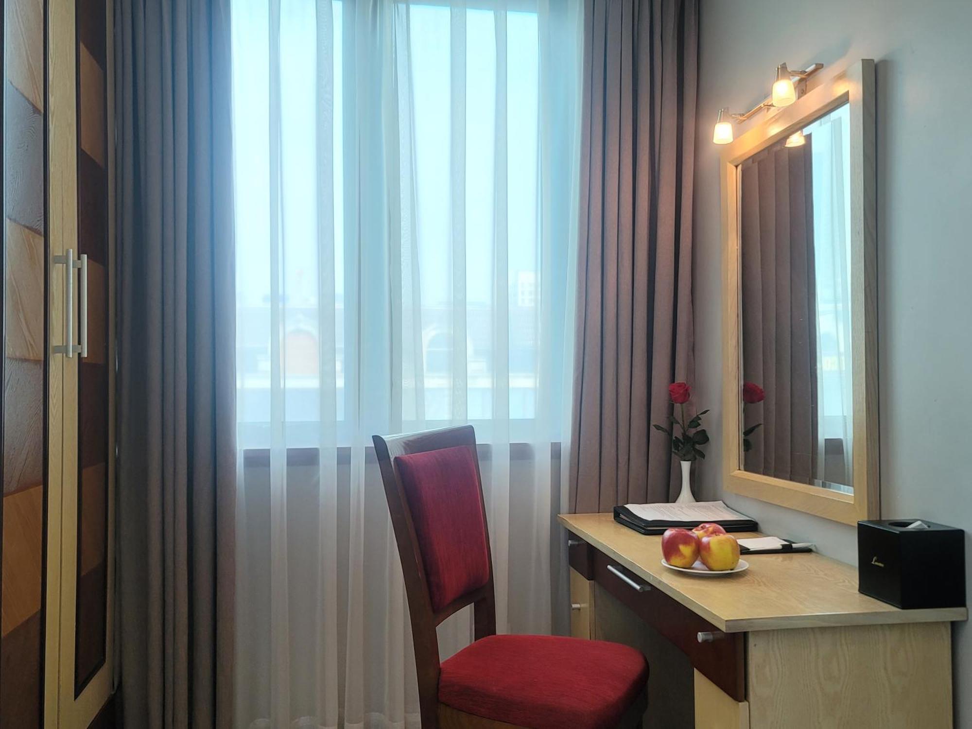 Luxeden Hotel Hanoi Esterno foto