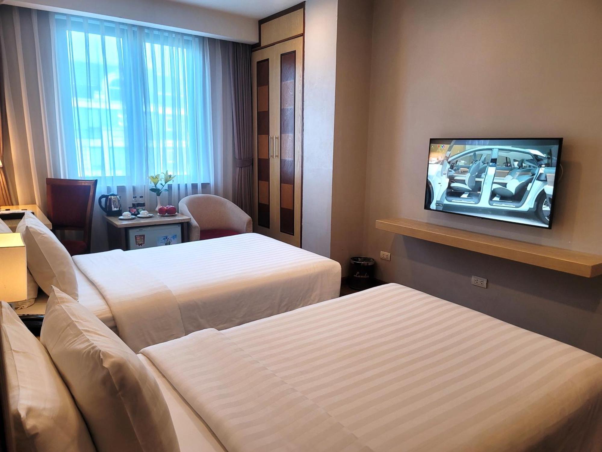 Luxeden Hotel Hanoi Esterno foto