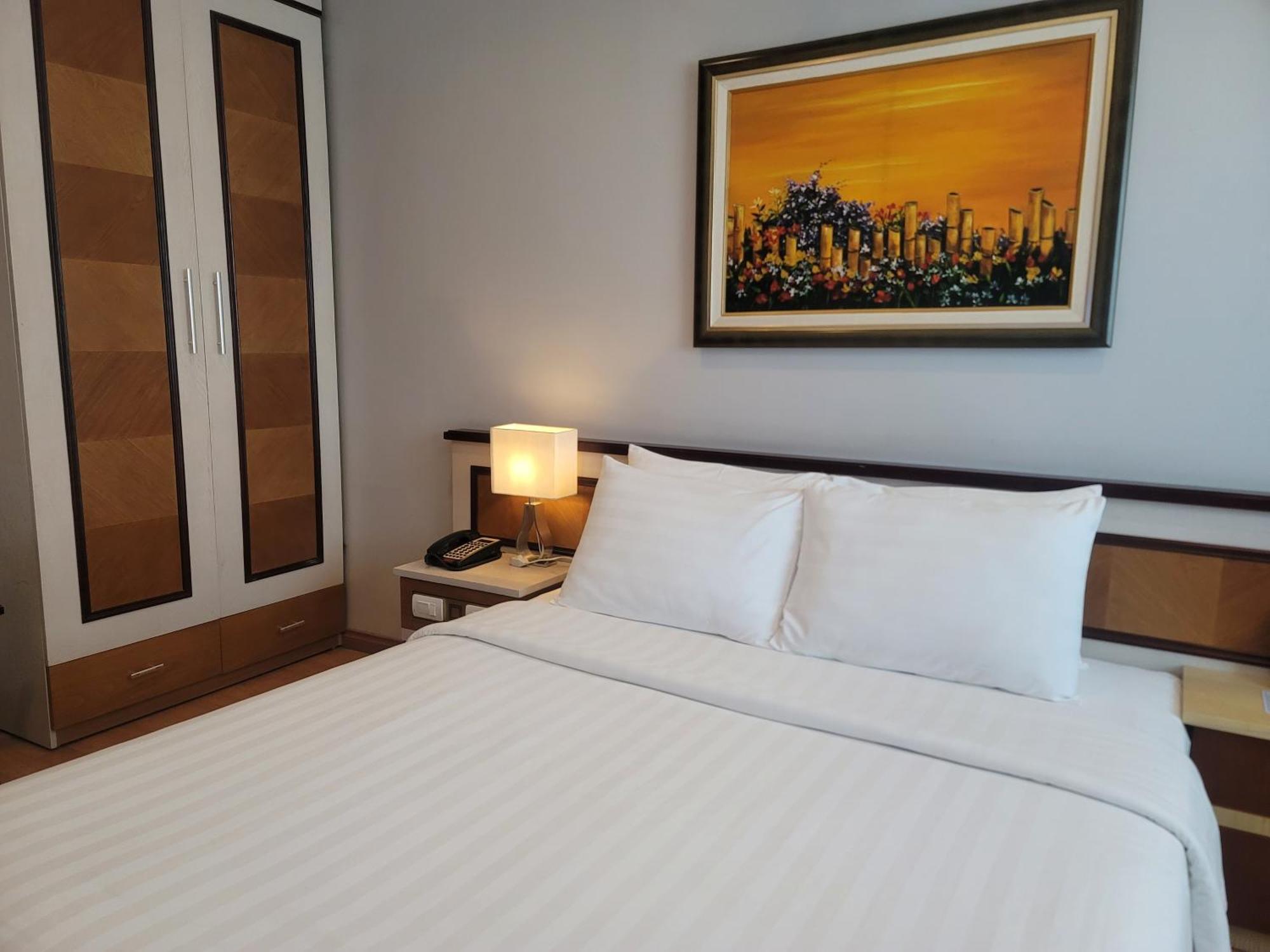 Luxeden Hotel Hanoi Esterno foto