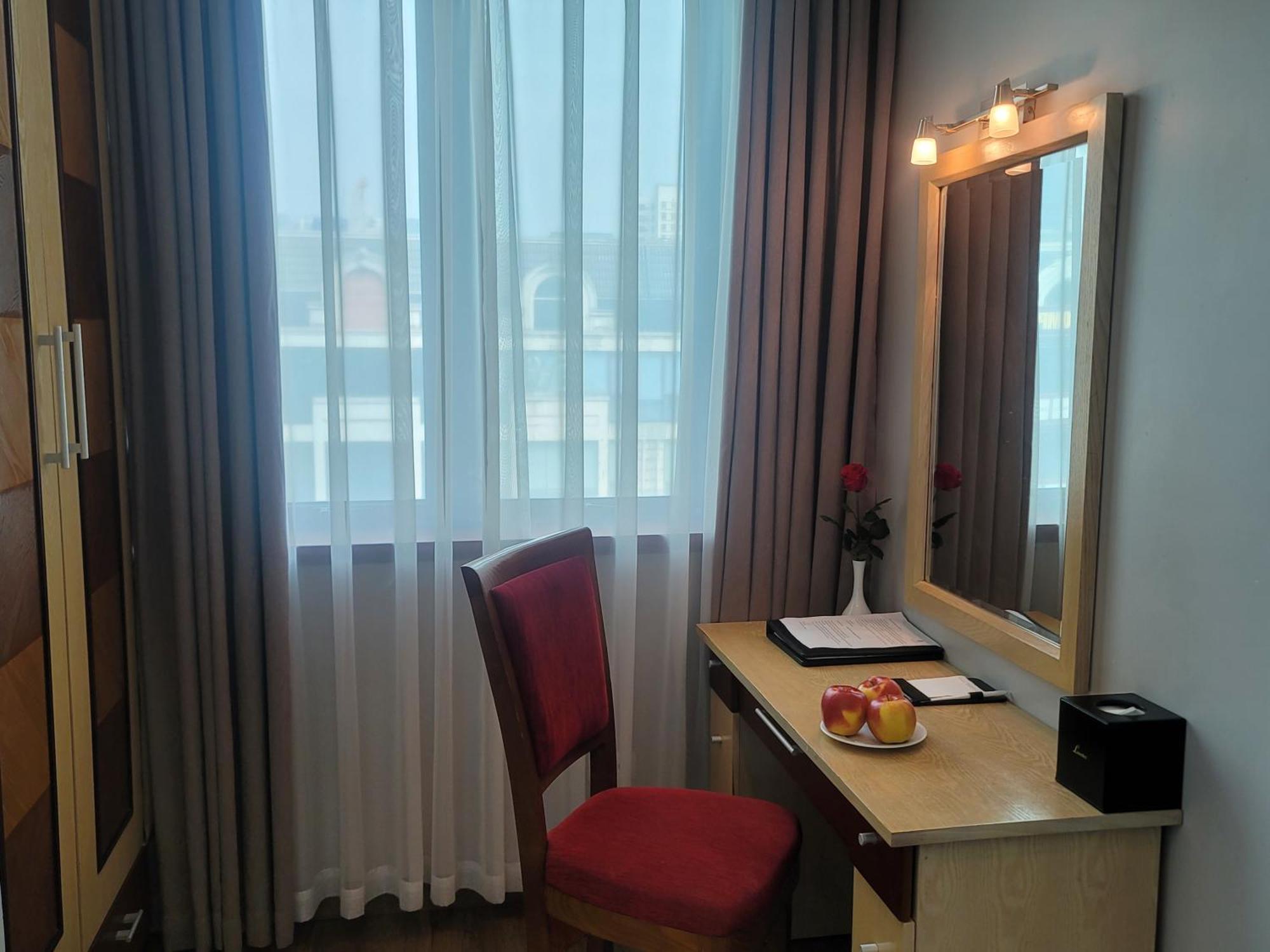 Luxeden Hotel Hanoi Esterno foto