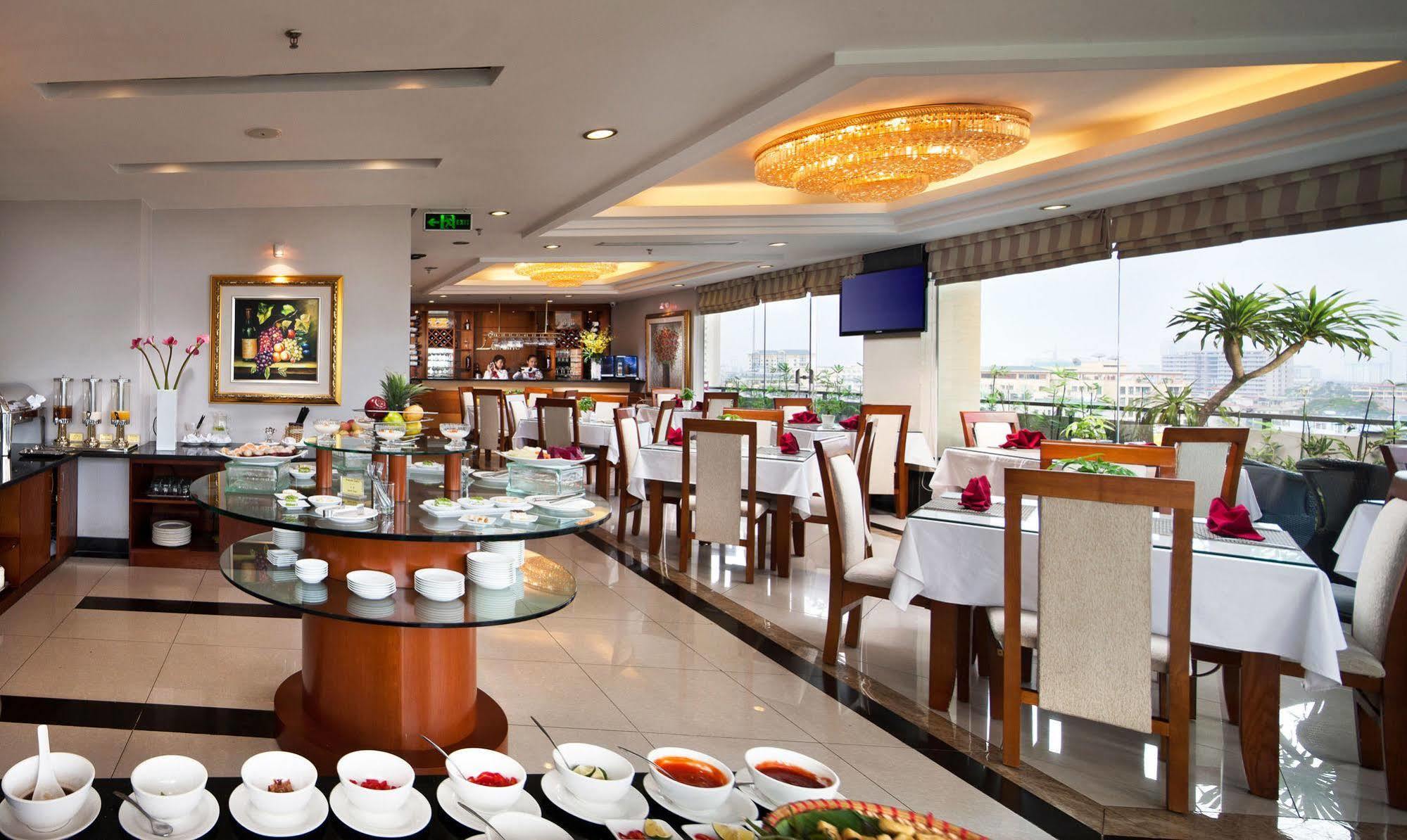 Luxeden Hotel Hanoi Esterno foto