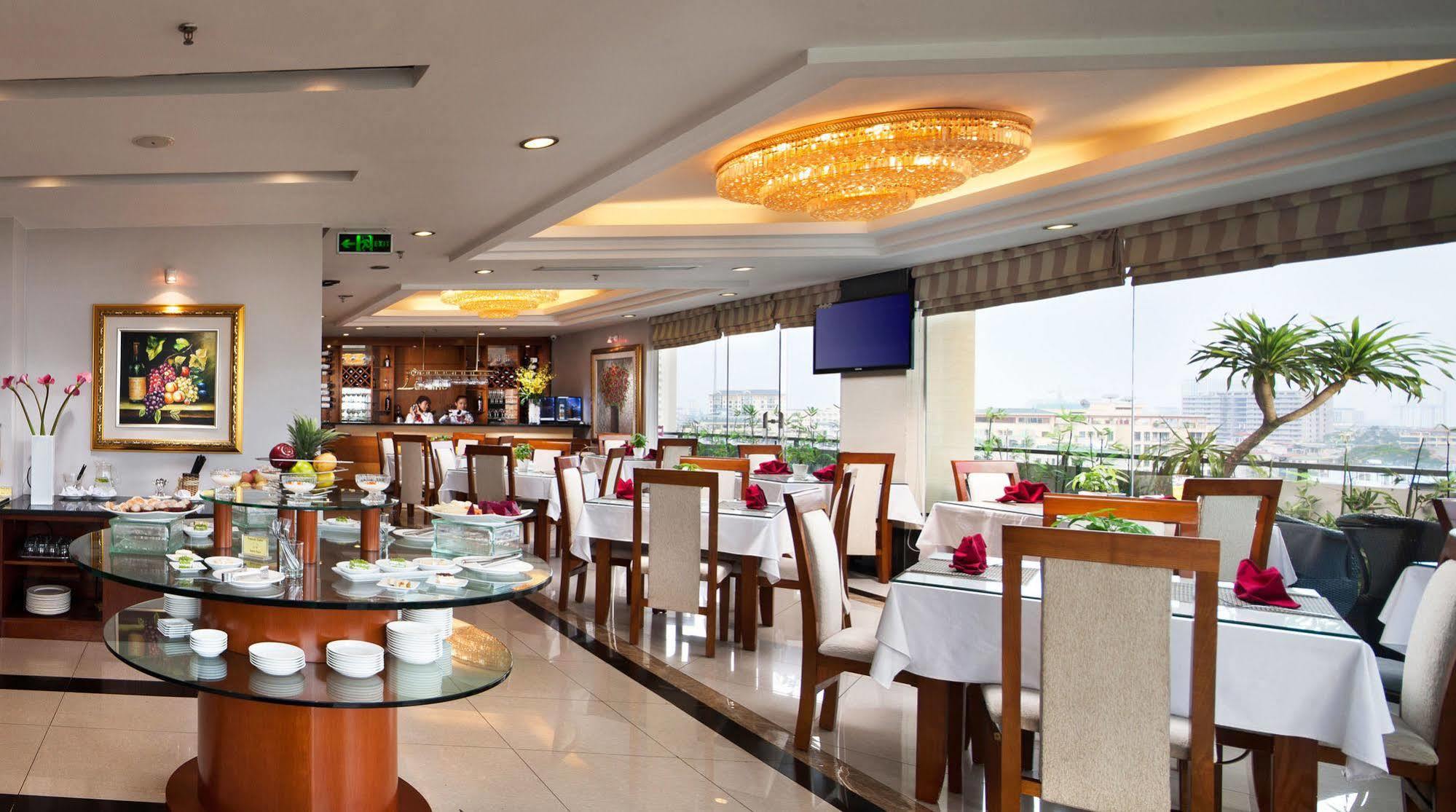 Luxeden Hotel Hanoi Esterno foto